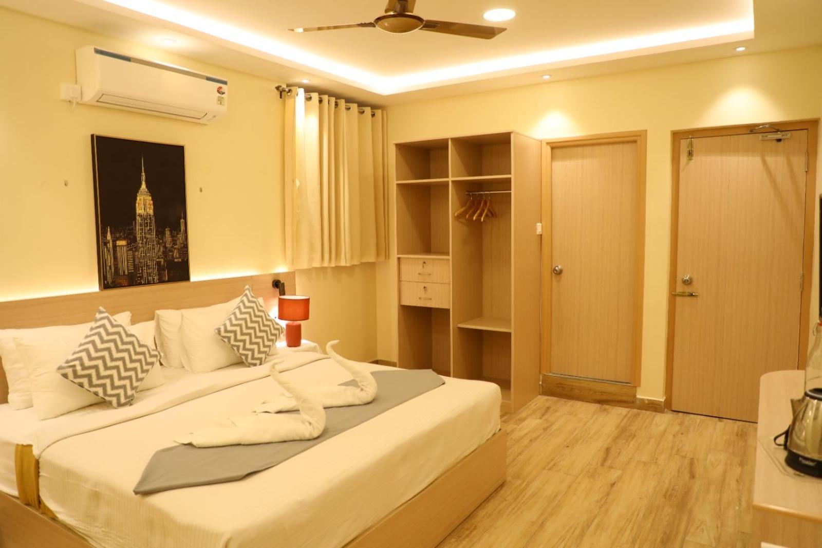 מדוראי Hotel Green Parrot מראה חיצוני תמונה